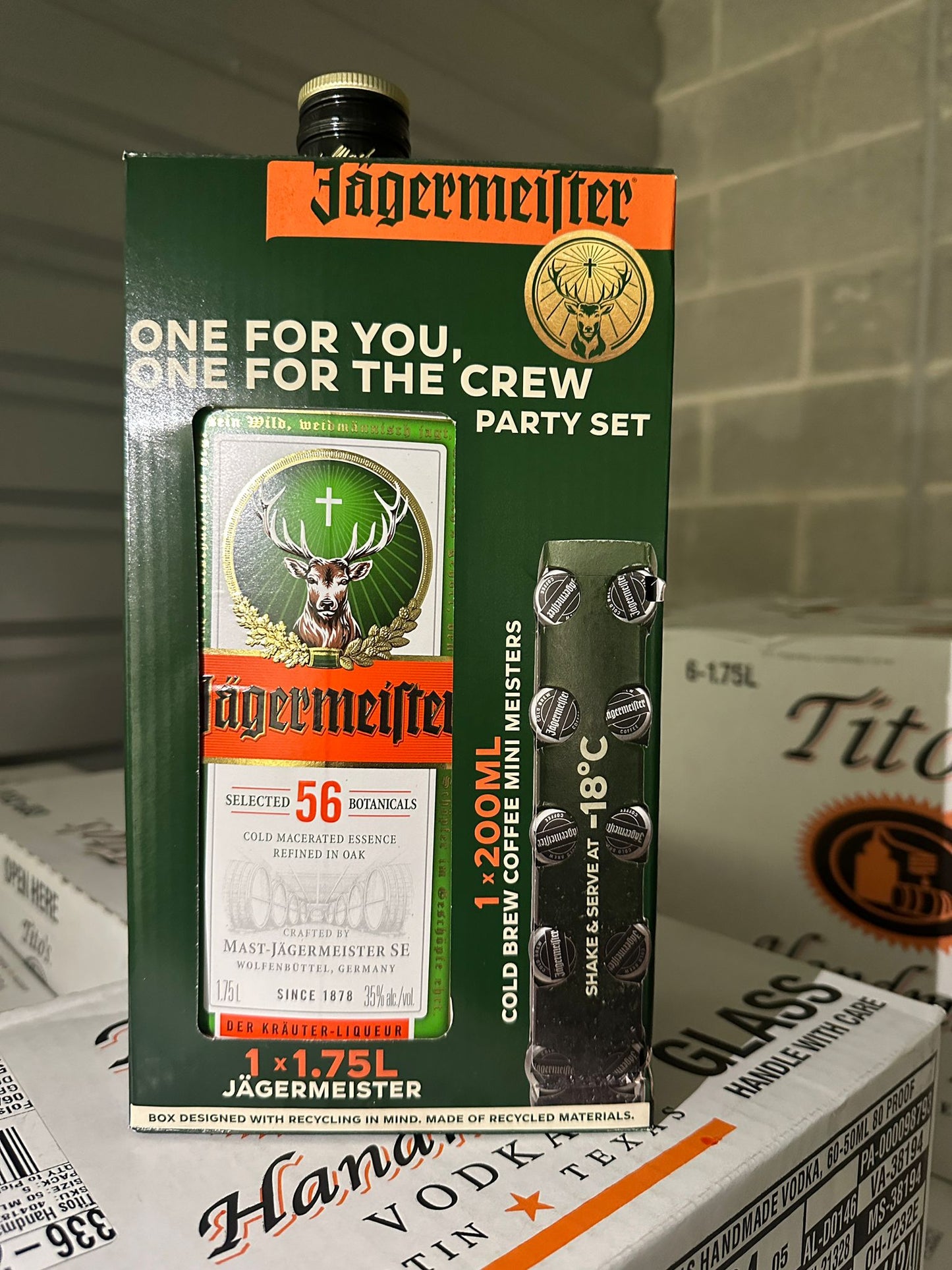 Jagermeister Selected 56 Botanicals Liqueur Party Set 1.75Lt