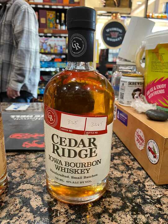 Cedar Ridge Distillery Straight Bourbon Whiskey 750ml